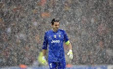 开云官网-双星闪耀，定义伟大，从尤文横扫到阿劳霍抢七，解读竞技体育的唯一性时刻