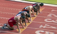 开云平台-赛道与球场的双重奏，F1新赛季揭幕战与魔术力克广东的胜利启示