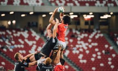 开云足球直播-掘金稳稳拿下雄鹿，小贾伦成为关键先生