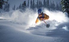 开云体育在线-本泽马爆发与哥斯达黎加奇迹，足球世界的双重启示