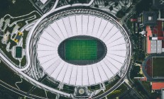 开云体育入口-绿茵双响炮，本泽马终迎爆发夜，哥伦比亚狂胜奏凯歌