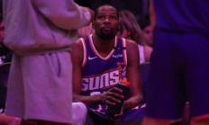 开云体育APP下载-超级巨星加盟球队，引发热议