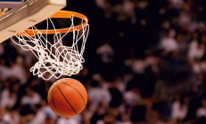 开云官方app入口-那一夜，他刺穿了时光的壁垒—写在保罗刷新NBA总决赛纪录之后