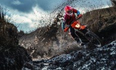 开云体育登录-从里昂到英超，黄喜灿的蜕变与亚洲足球的唯一性证明