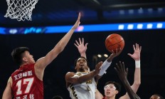 开云体育平台APP-中国篮球联赛新赛季备战氛围浓烈，球员努力的简单介绍