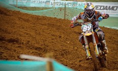 开云体育入口-孙兴慜闪耀伦敦夜，韩国天王导演热刺翻盘切尔西的经典战役