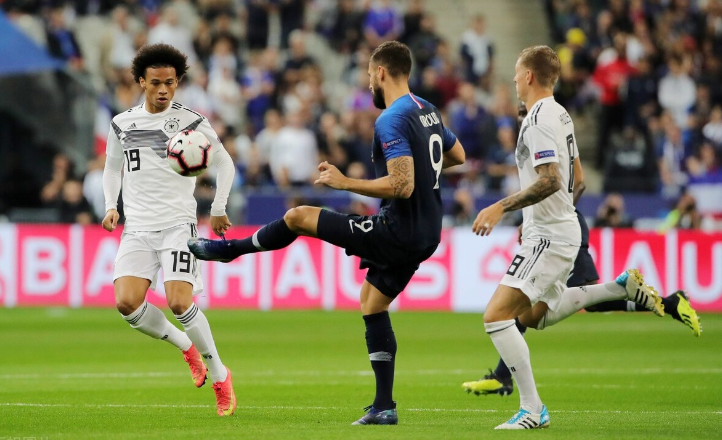 德国队碾压韩国队，安赛龙扛起全队