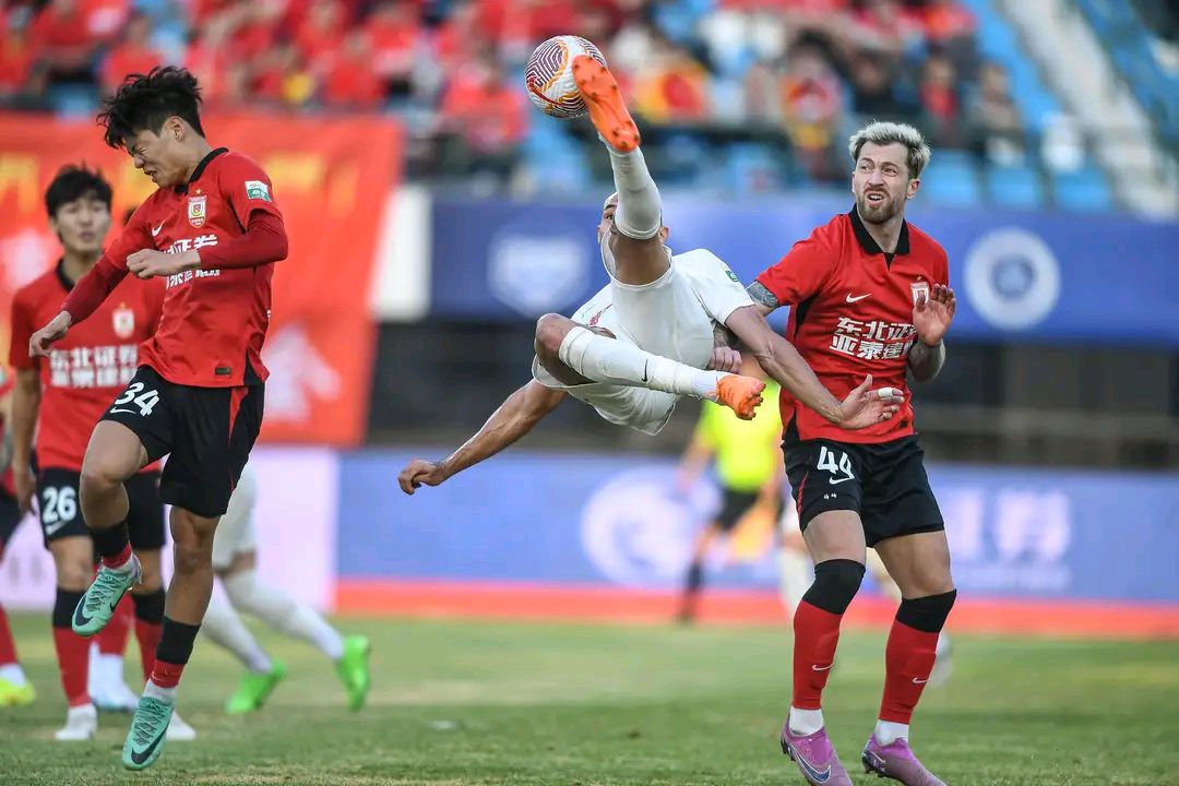 格鲁吉亚拉梅雷队披荆斩棘，成功晋级欧洲杯预选赛的简单介绍