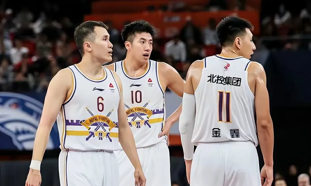 包含北京北控客场不敌广州恒大，遭遇惨败的词条