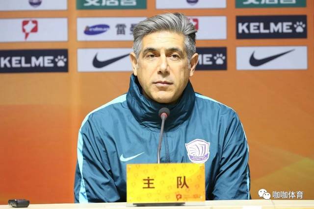 陕西篮球俱乐部霸气登顶，主教练鼓励球员继续努力的简单介绍