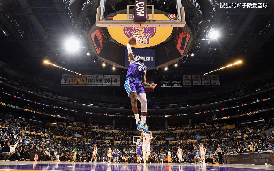 勇士如虹！杜塞尔多夫客场擒下三分继续高歌猛进的简单介绍