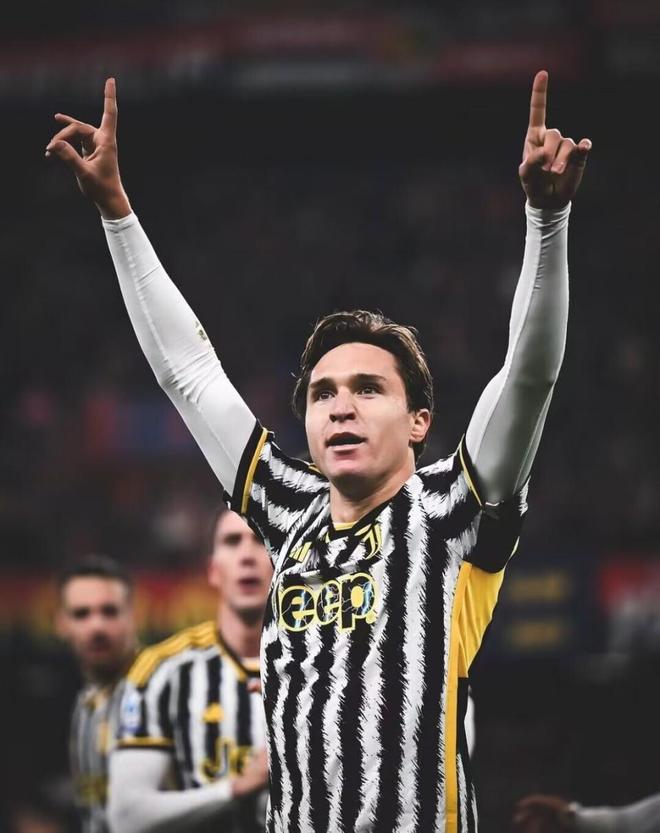 包含莱比锡红牛绝杀罗马，弗拉霍维奇完成帽子戏法的词条