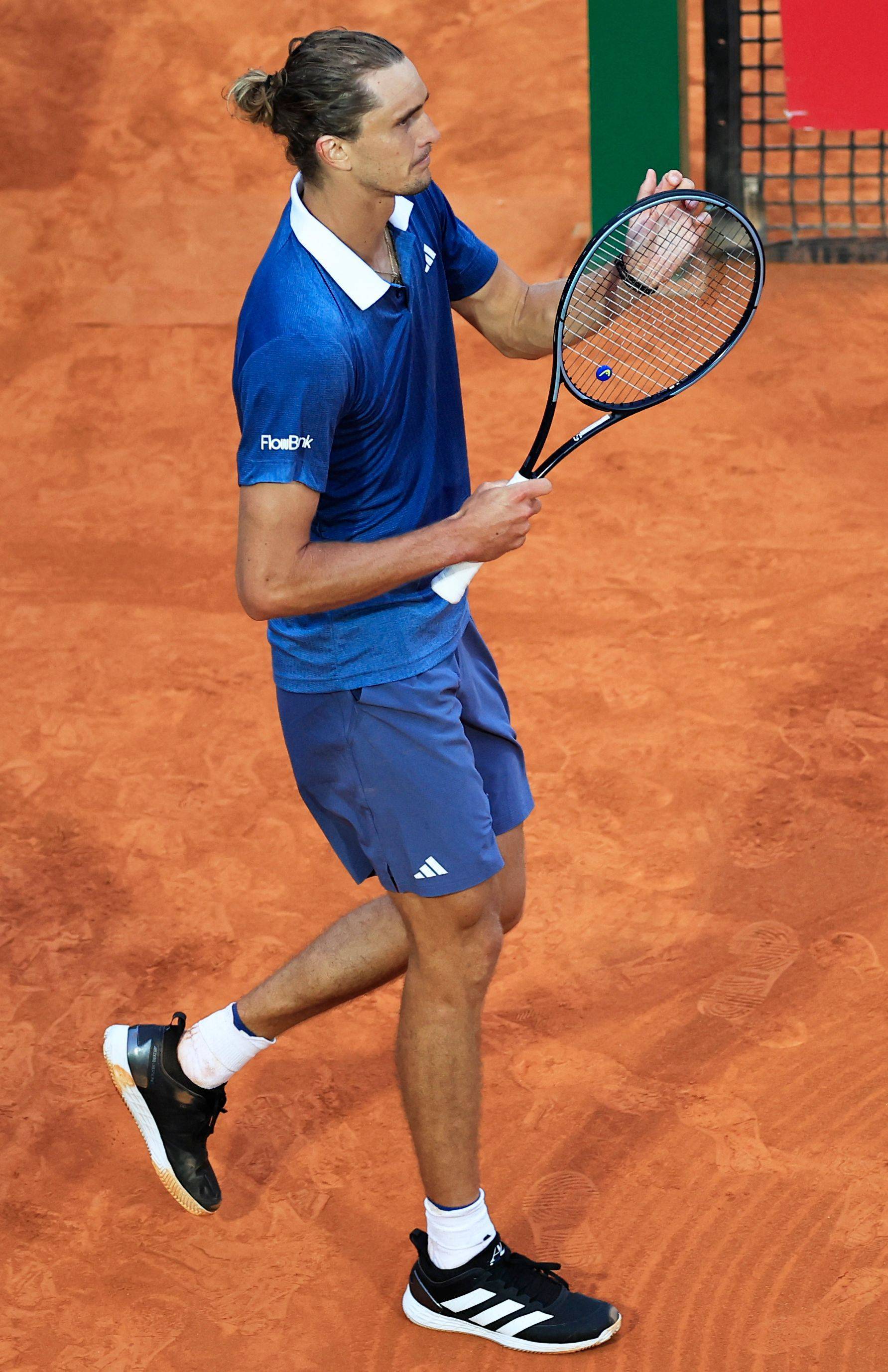 西班牙网球队绝杀美国网球队，兹维列夫惊艳世界的简单介绍