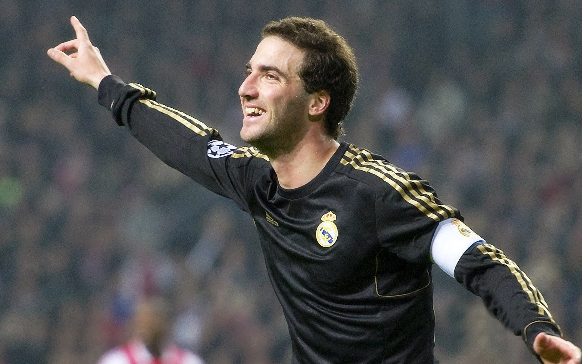 东决关键战之夜，卡拉斯科彻底打爆防线