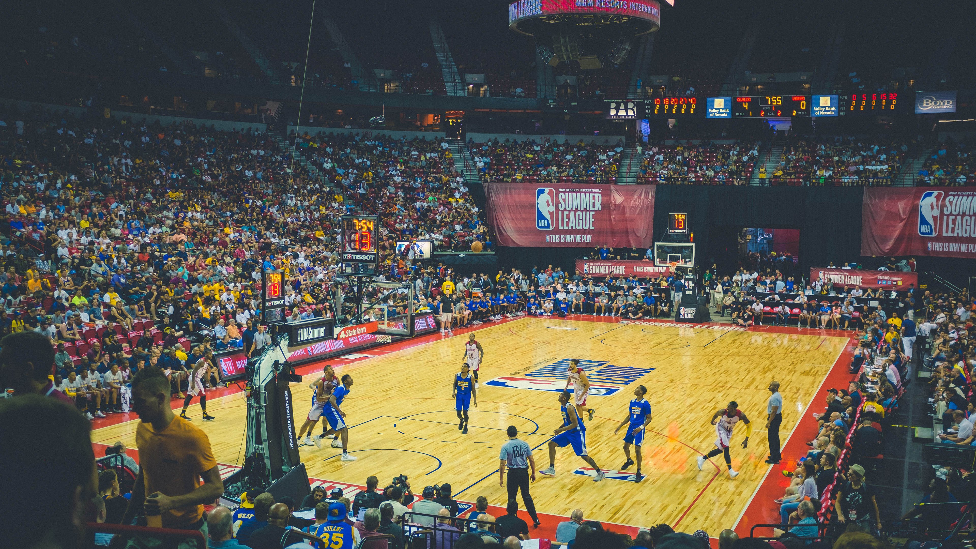 绿衫军鏖战东南虎，克莱一箭定江山