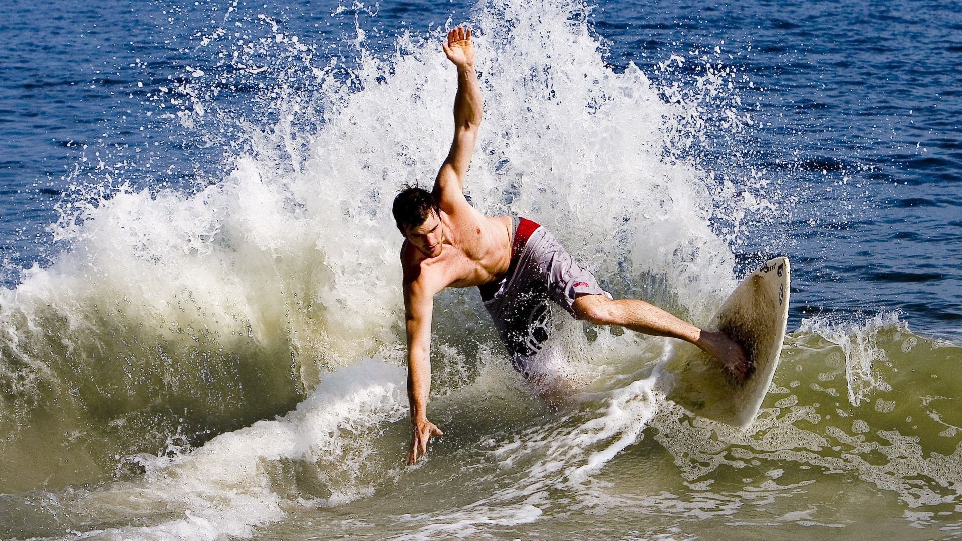 当东方铁骑遇上费城之光，德罗赞西决封神夜与广东精神的跨洋共鸣